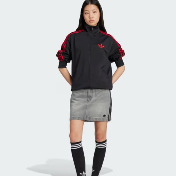 New adidas Adicolor 3-Stripes Denim Mini Skirt - Picture 5 of 12